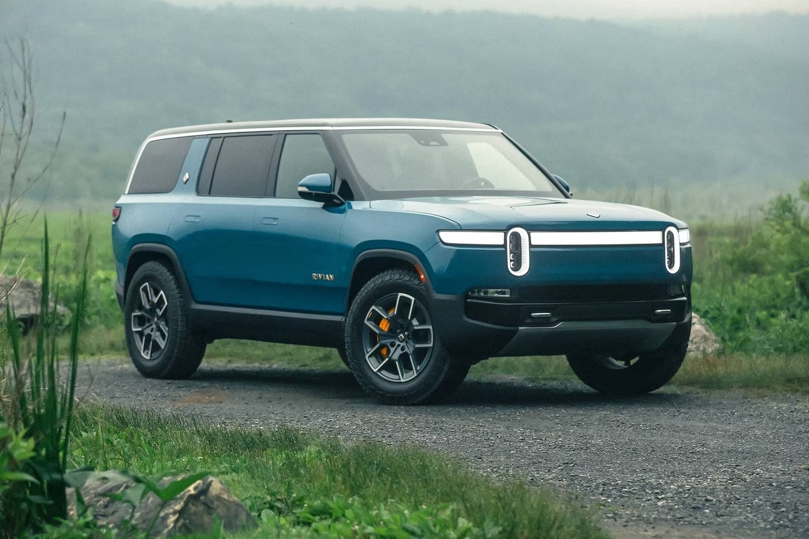 Rivian R1S — 71 MPGe electric SUV